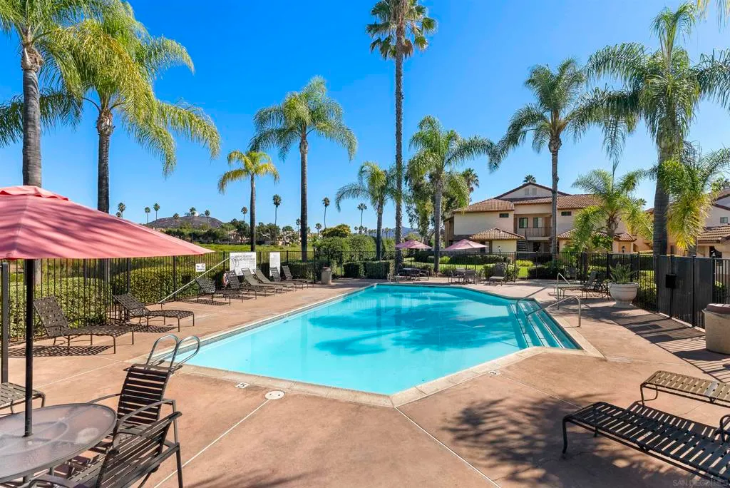 El Cajon, California 92019, United States, 1 Bedroom Bedrooms, ,1 BathroomBathrooms,Residential,Active,221302