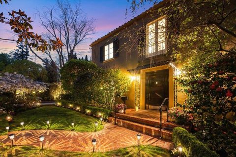 Photo of 526 W Poplar Avenue, San Mateo, CA 94402 (MLS # ML82040521)