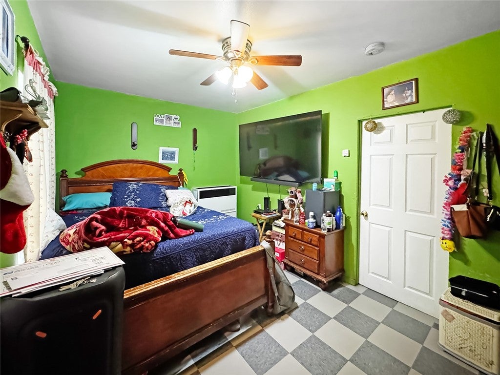 348 W Vernon Avenue