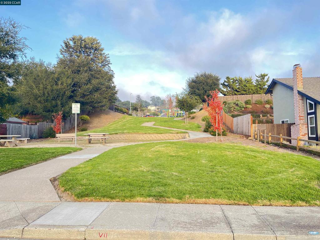 VIEWPOINTE - Residential