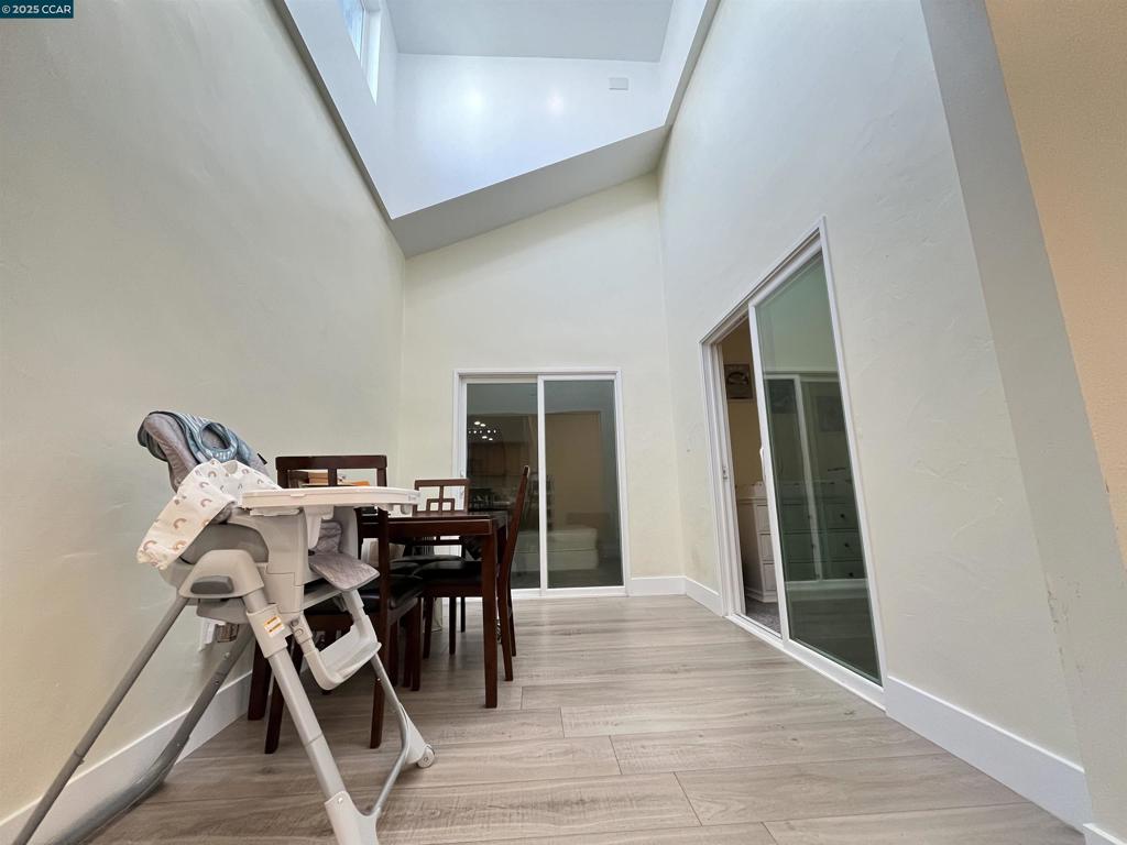 VIEWPOINTE - Residential