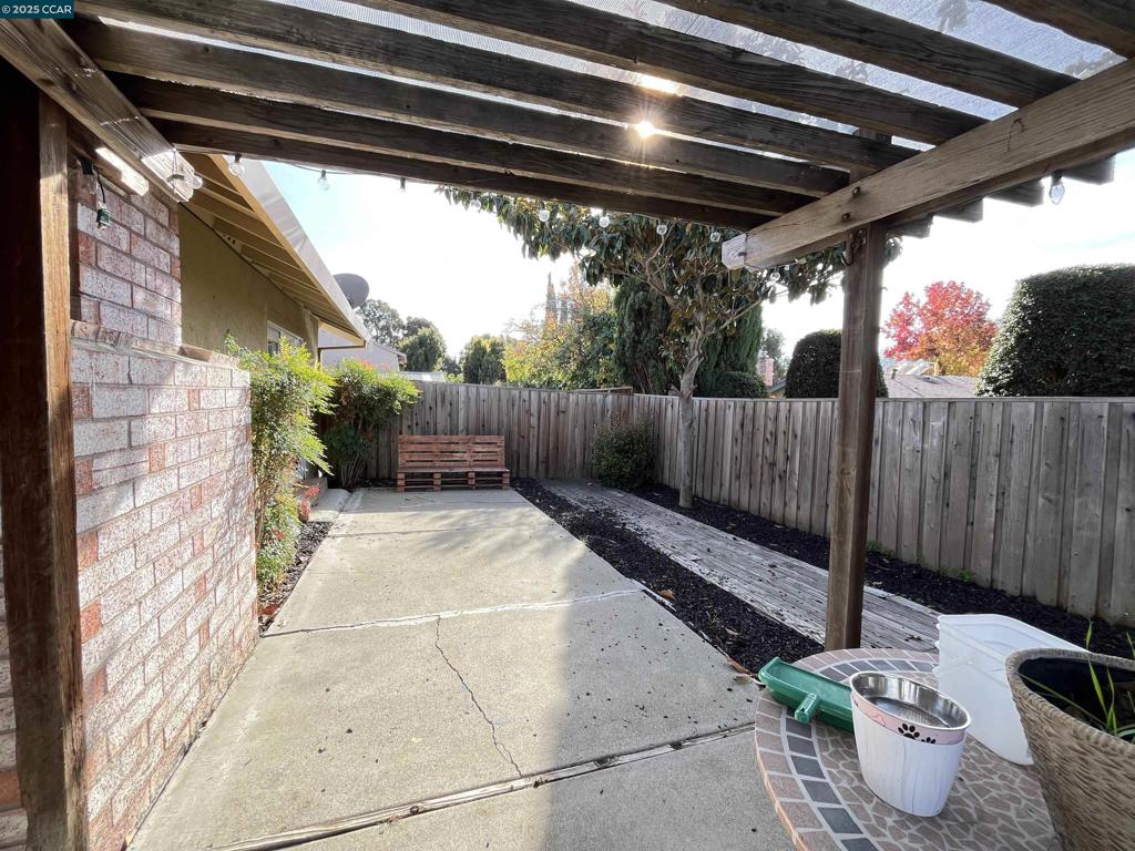 VIEWPOINTE - Residential