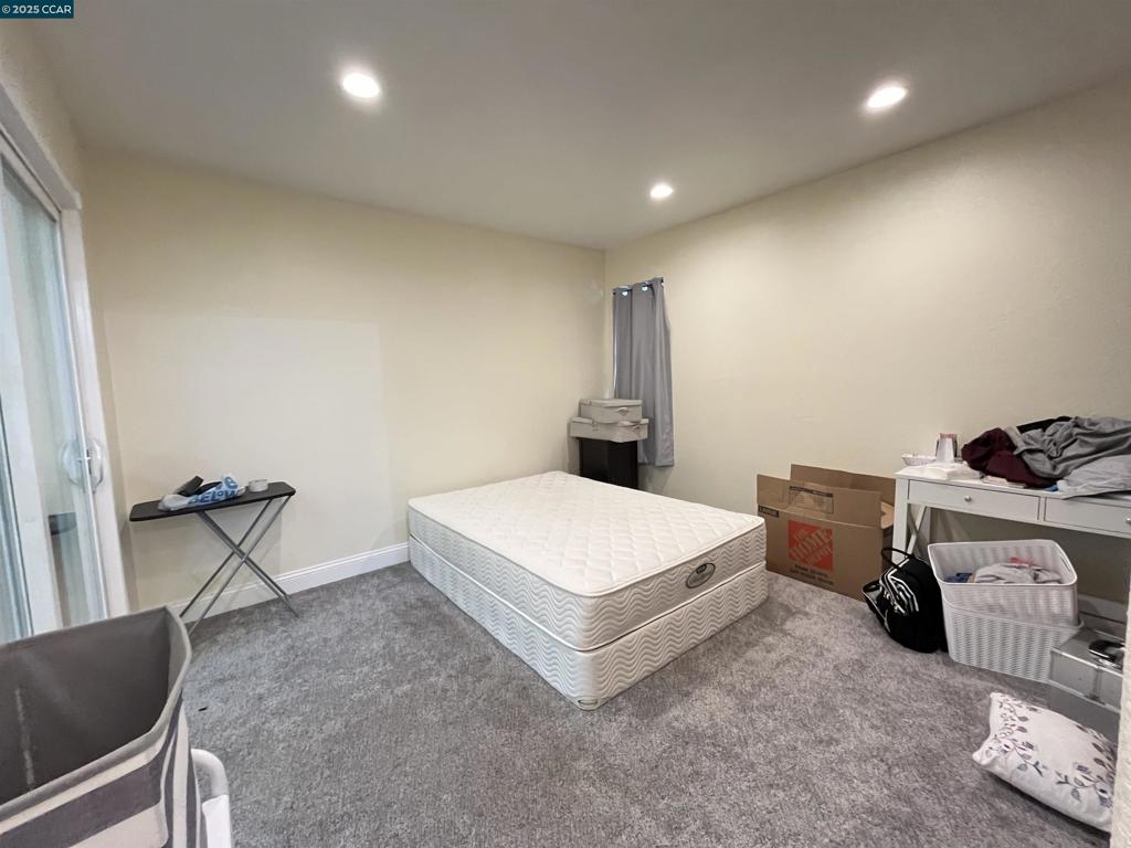 VIEWPOINTE - Residential