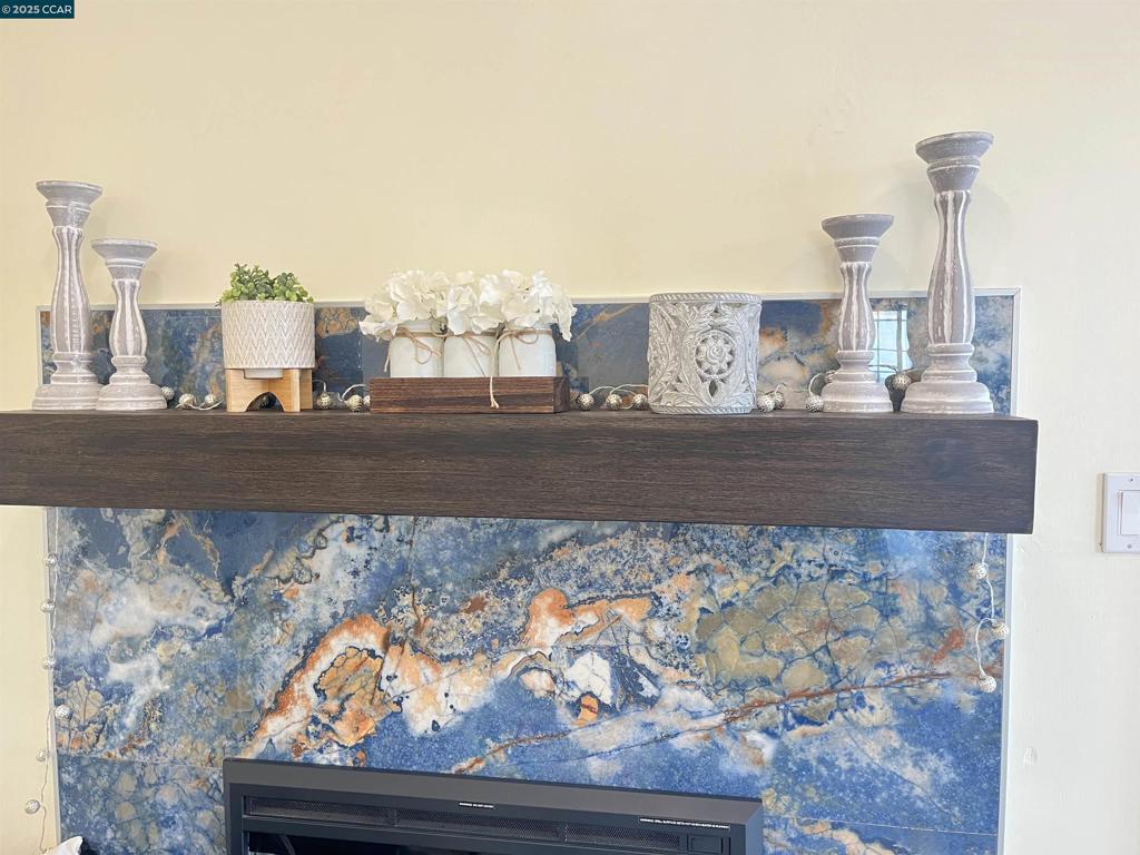 VIEWPOINTE - Residential