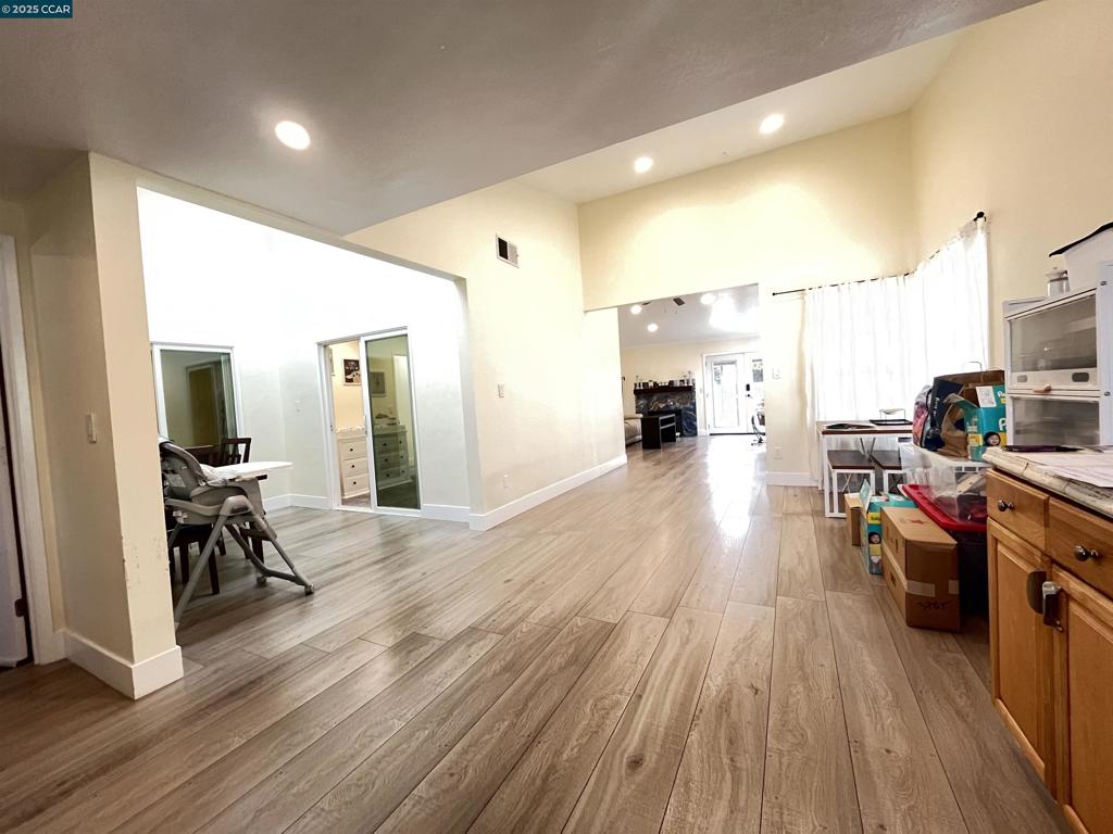 VIEWPOINTE - Residential