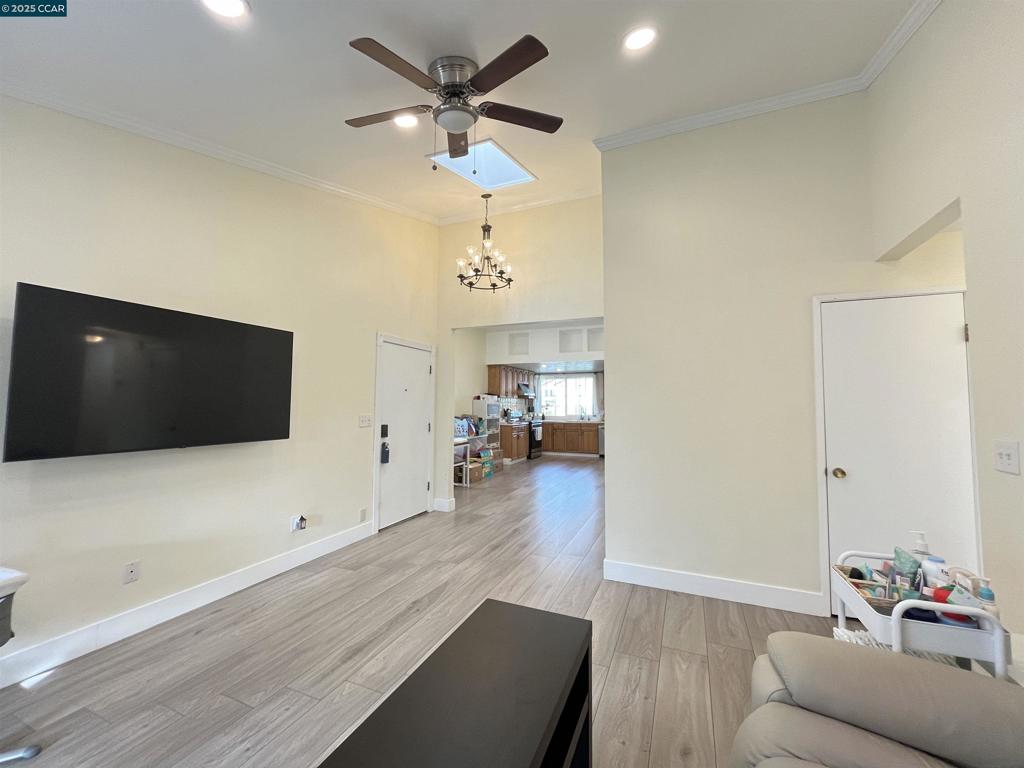 VIEWPOINTE - Residential