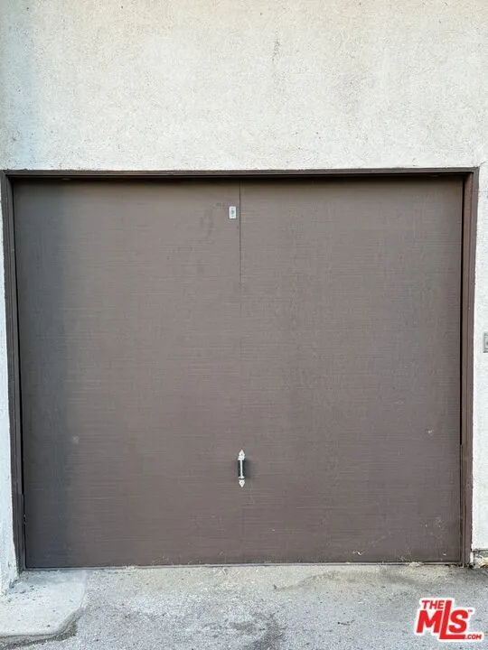 Sherman Oaks, California 91403, United States, 2 Bedrooms Bedrooms, ,2 BathroomsBathrooms,Residential,Active,249596