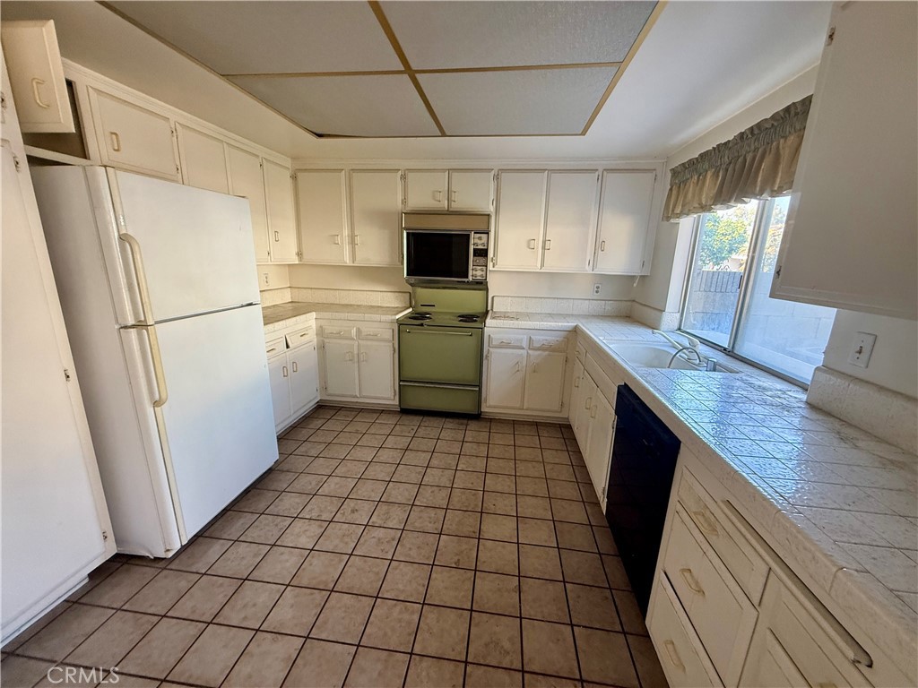 14116 Baker Street
