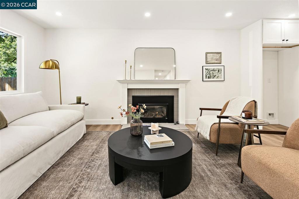 1003 Santa Cruz Dr