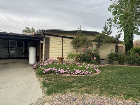 Photo of 1039 W Avenue J6, Lancaster, CA 93534 (MLS # RS26073924)