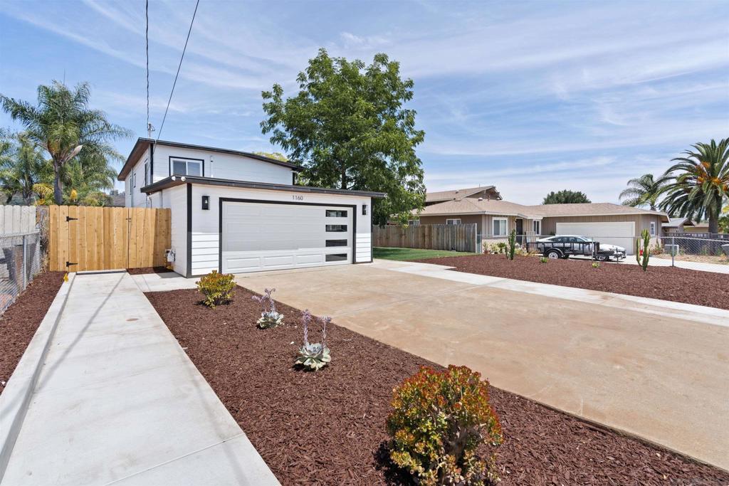 1160 Erica St