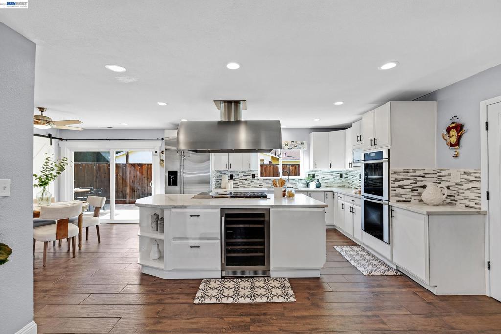 547 Teal Ct