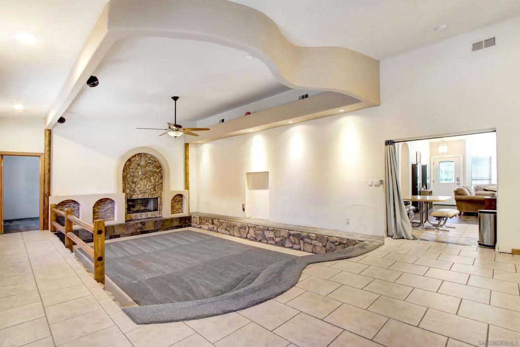 30485 Anaconda Ct