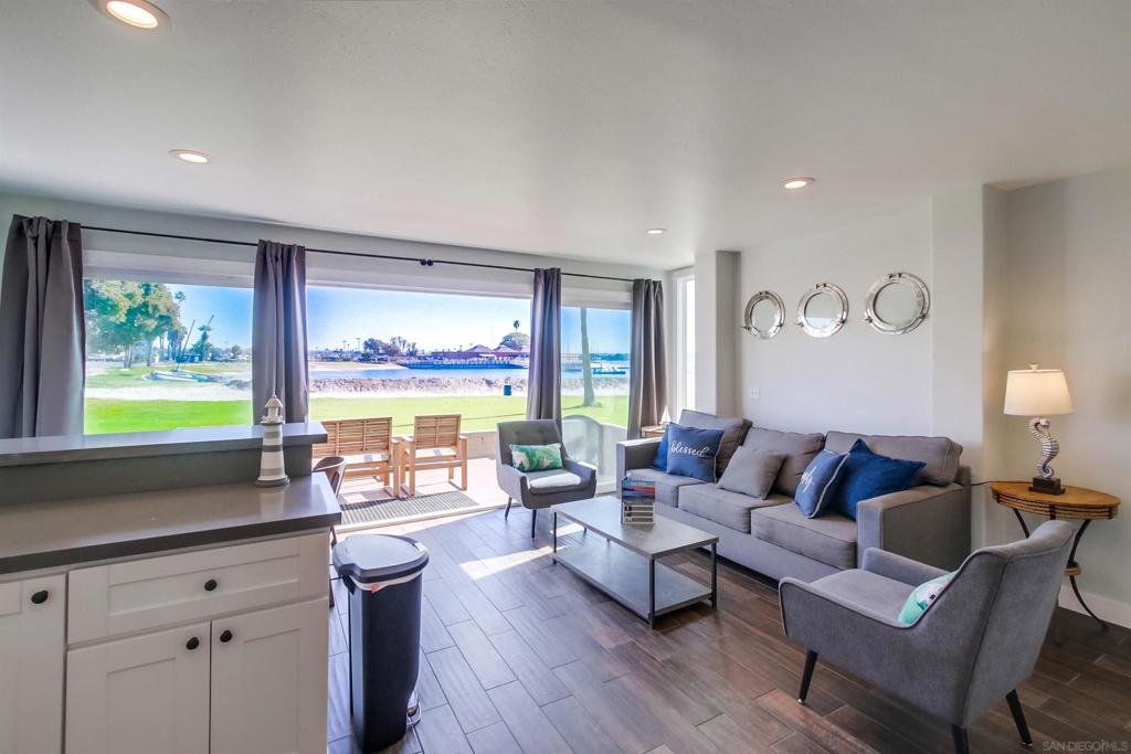 Mission Beach - Residential Income