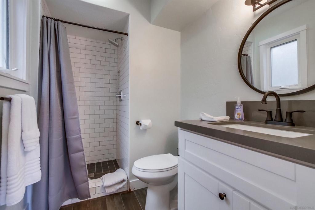 Mission Beach - Residential Income