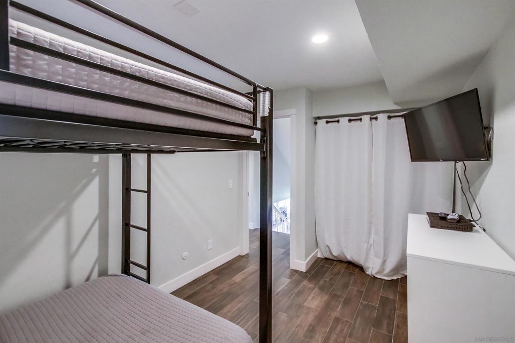 Mission Beach - Residential Income