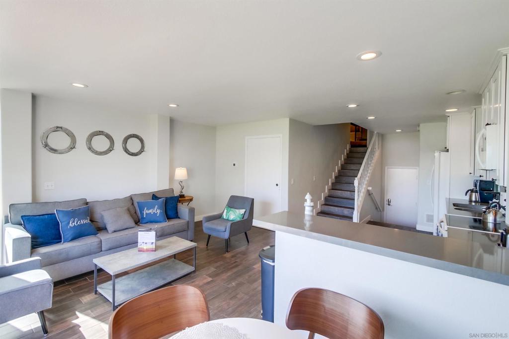 Mission Beach - Residential Income