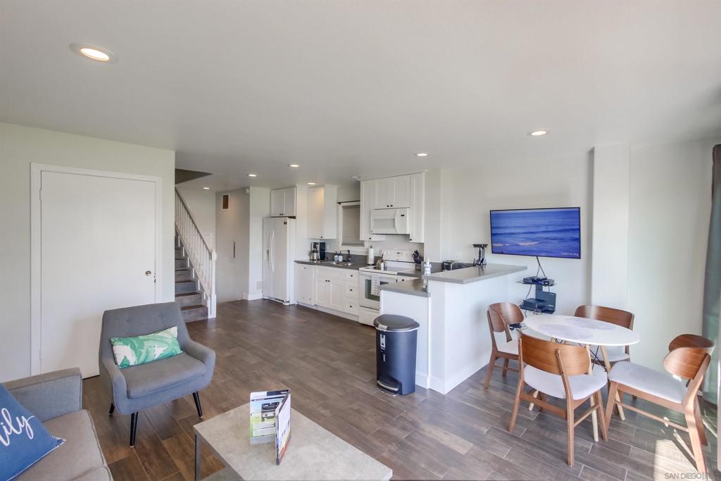 Mission Beach - Residential Income