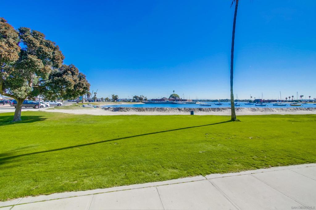 Mission Beach - Residential Income