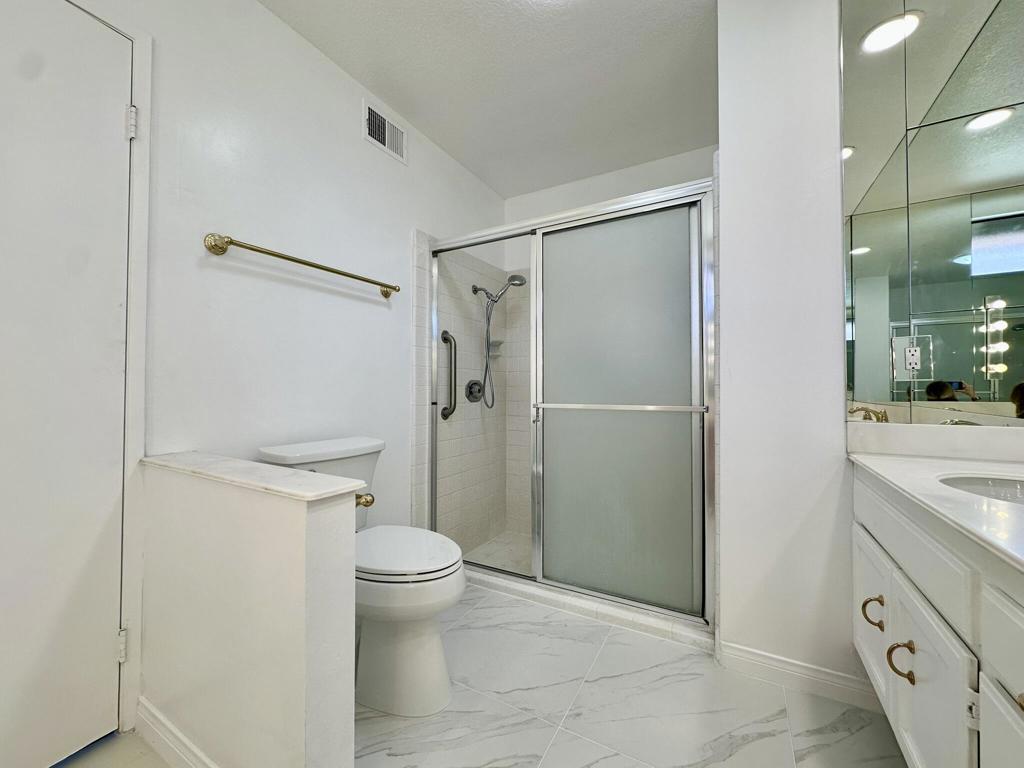 Monterey Country Clu - Residential Lease