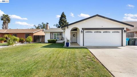 1143 Bedford Vacaville CA 95687