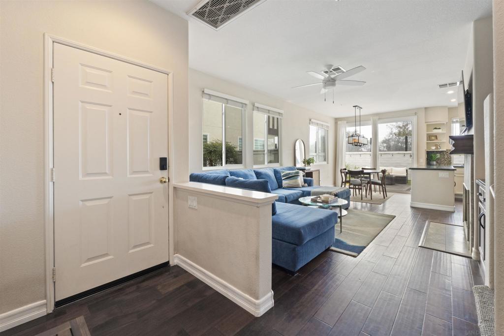 394 Carmel Creeper Pl