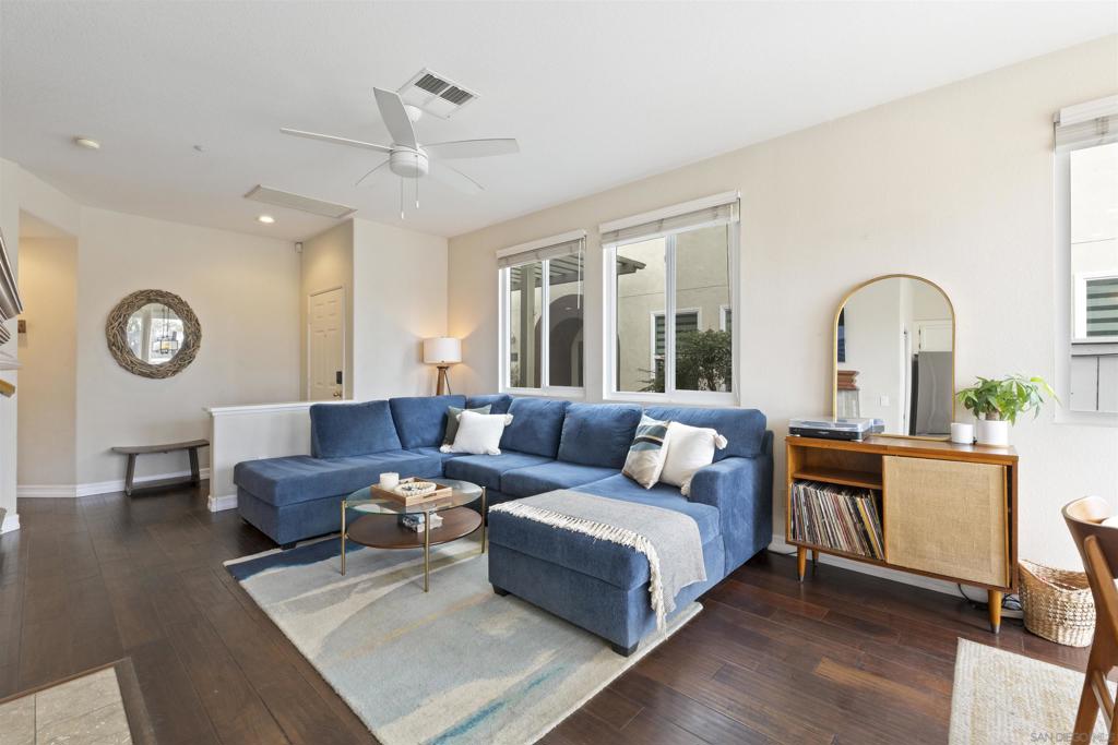 394 Carmel Creeper Pl