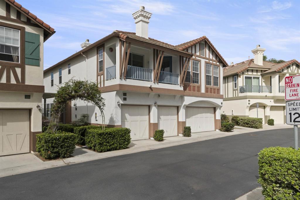 394 Carmel Creeper Pl