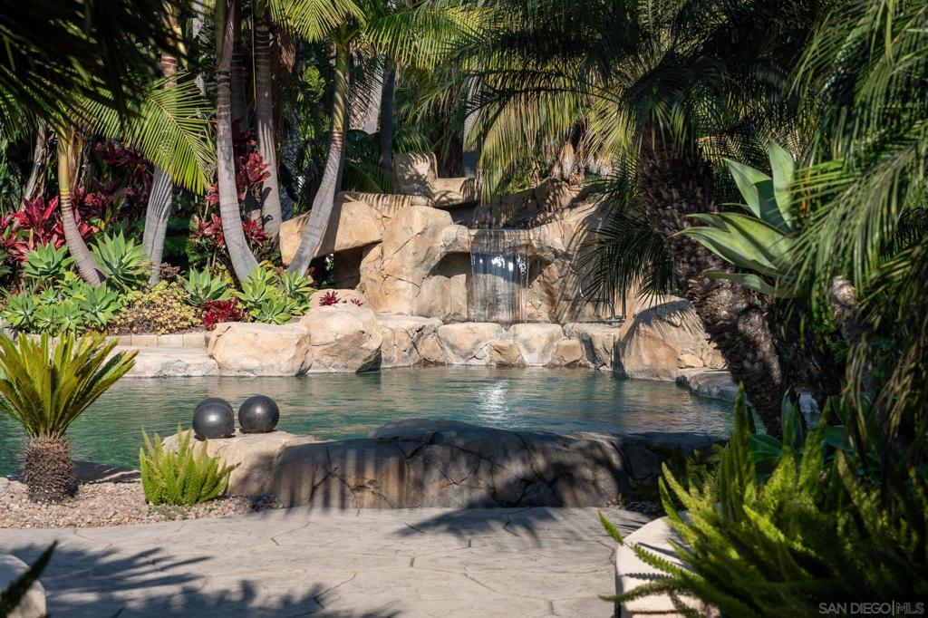 Rancho Santa Fe - Residential