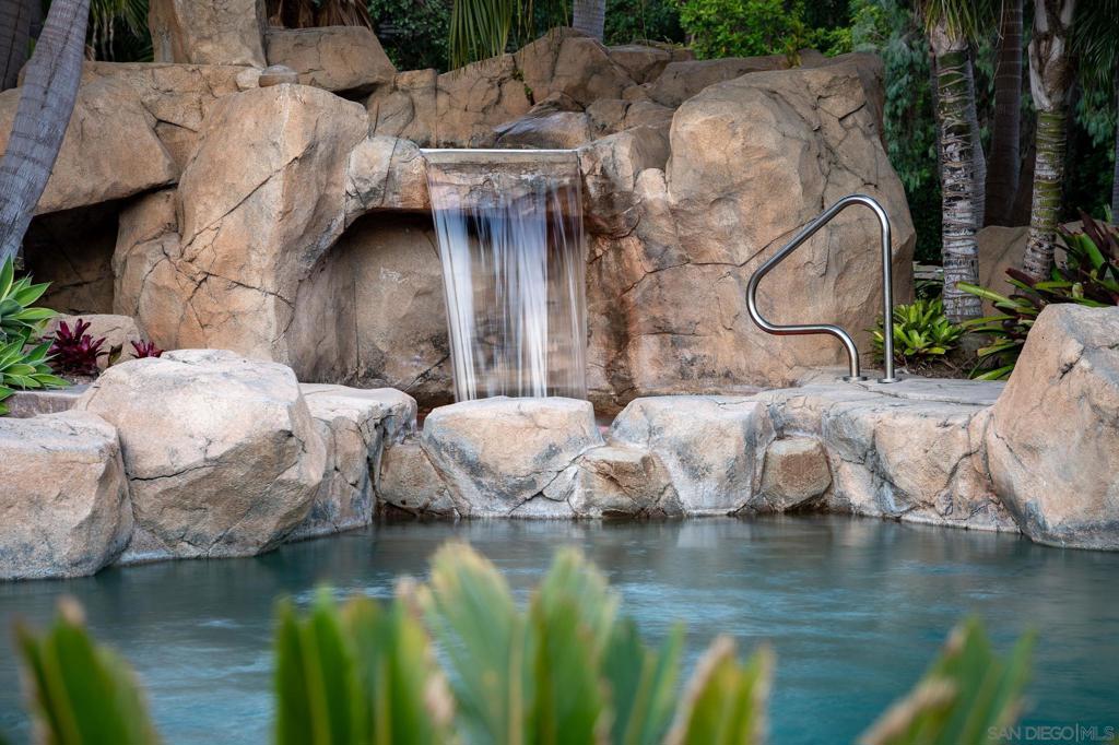 Rancho Santa Fe - Residential