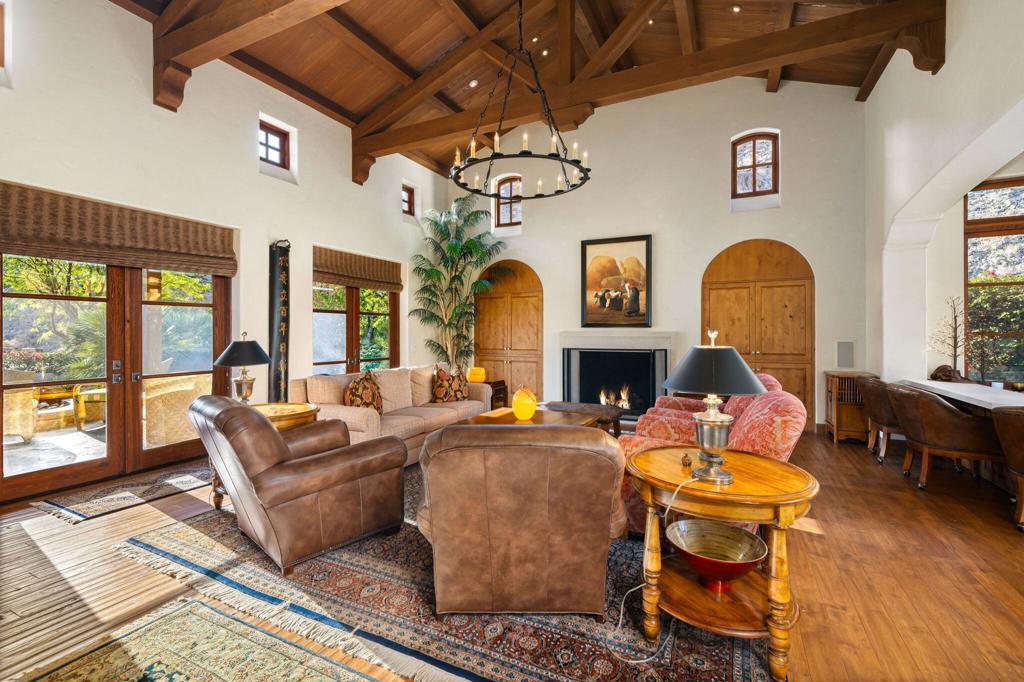 Enclave Mountain Est - Residential