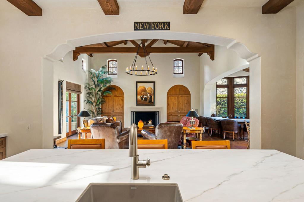 Enclave Mountain Est - Residential