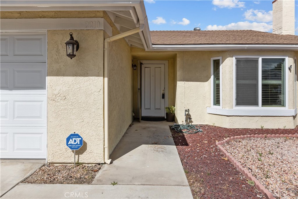 2210 El Rancho Circle