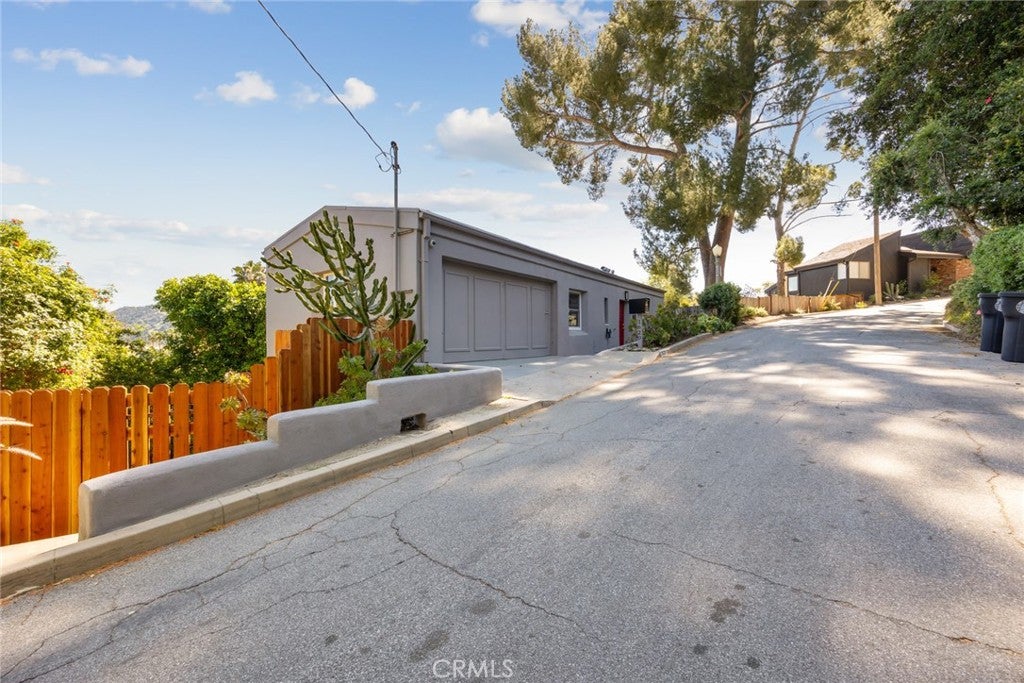 1620 Ina Drive