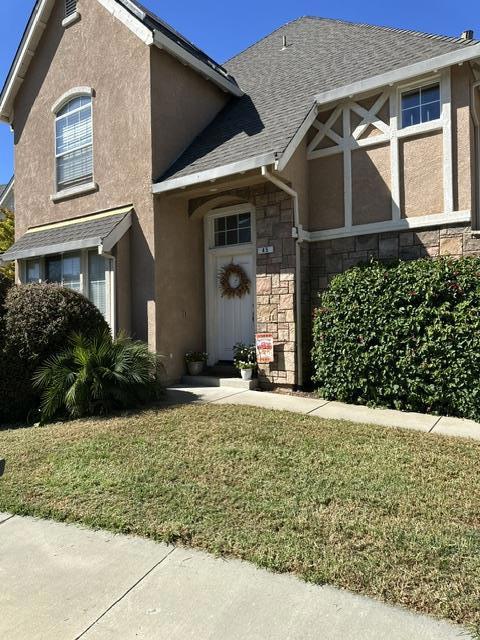 Photo of 45 Canterbury Place, Gilroy, CA 95020 (MLS # ML82054307)