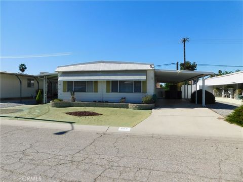 853 SANTA TERESA Way Hemet CA 92545