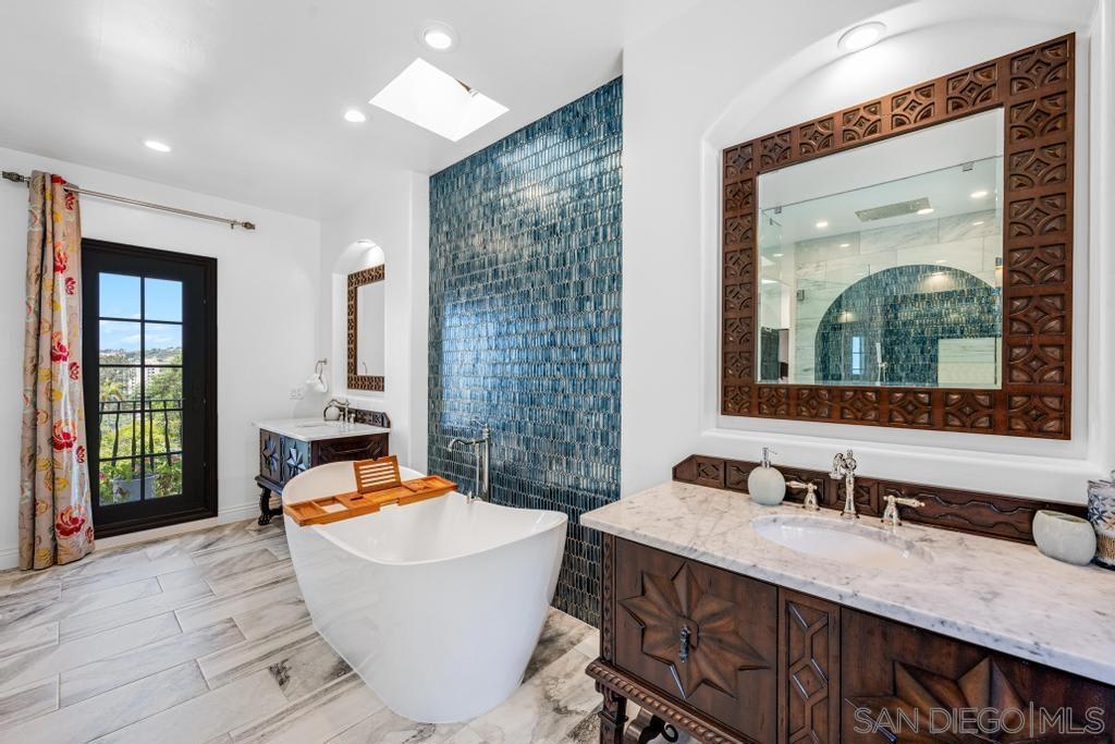 La Jolla - Residential Lease