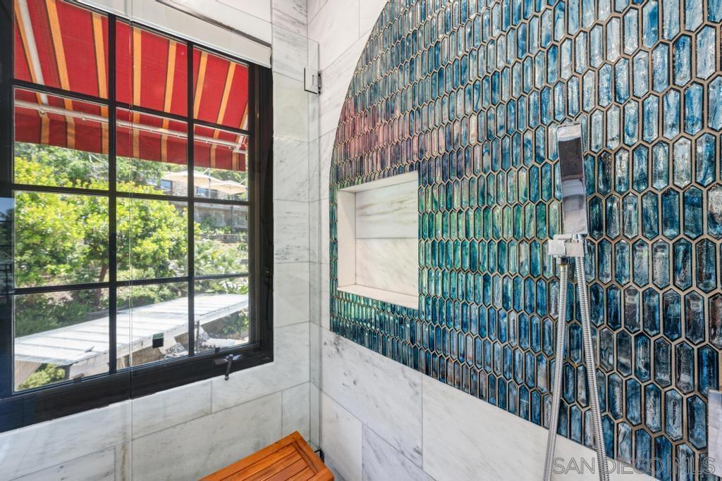 La Jolla - Residential Lease