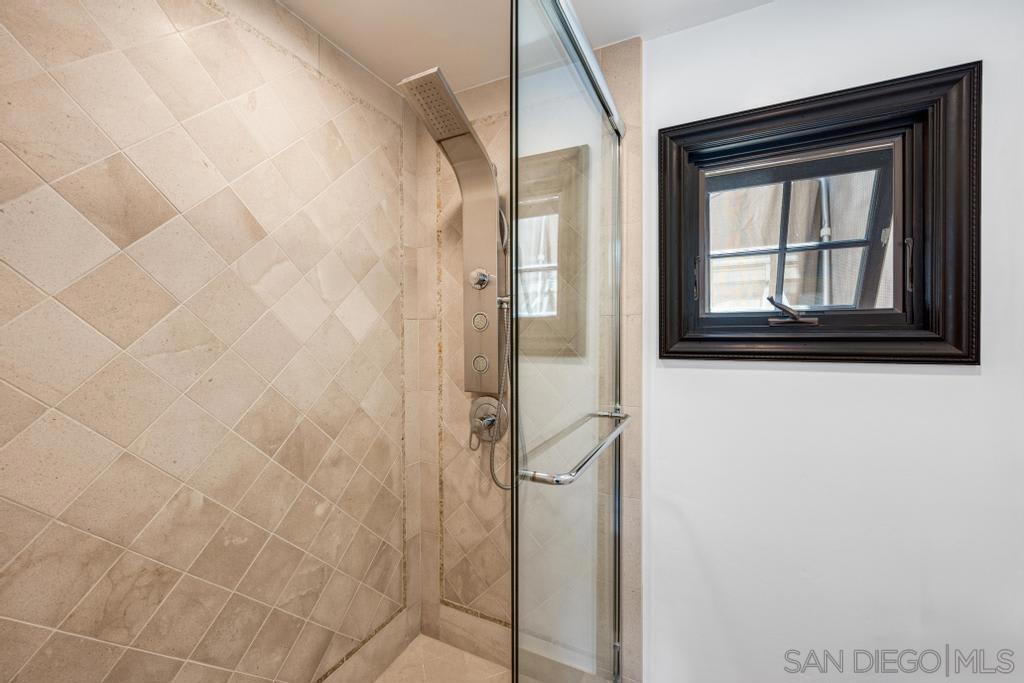 La Jolla - Residential Lease