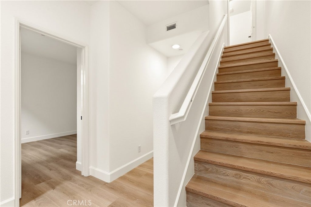 355 Flyers Lane