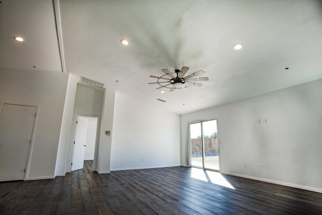 Vista Del Mar - Residential