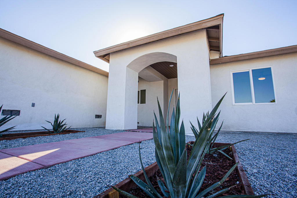 Vista Del Mar - Residential