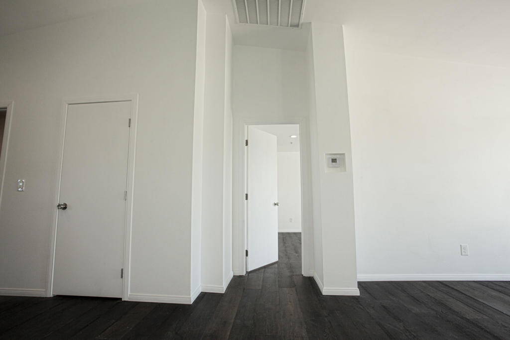 Vista Del Mar - Residential