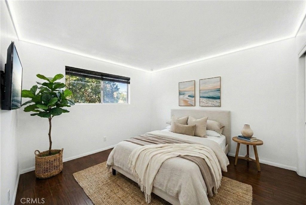 Photo of 1101 Lincoln Boulevard #1A, Santa Monica, CA 90403 (MLS # PV26010400)