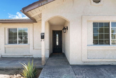 Photo of 1108 E Lancaster BLVD, Lancaster, CA 93535 (MLS # SR26183340)