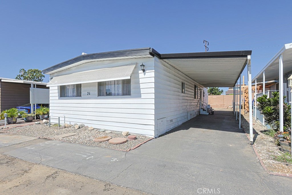 15621 Beach 24