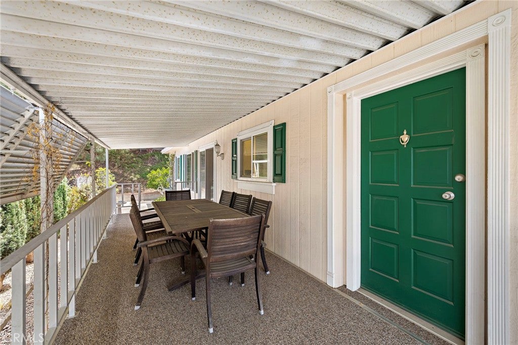 24001 Muirlands Boulevard 122