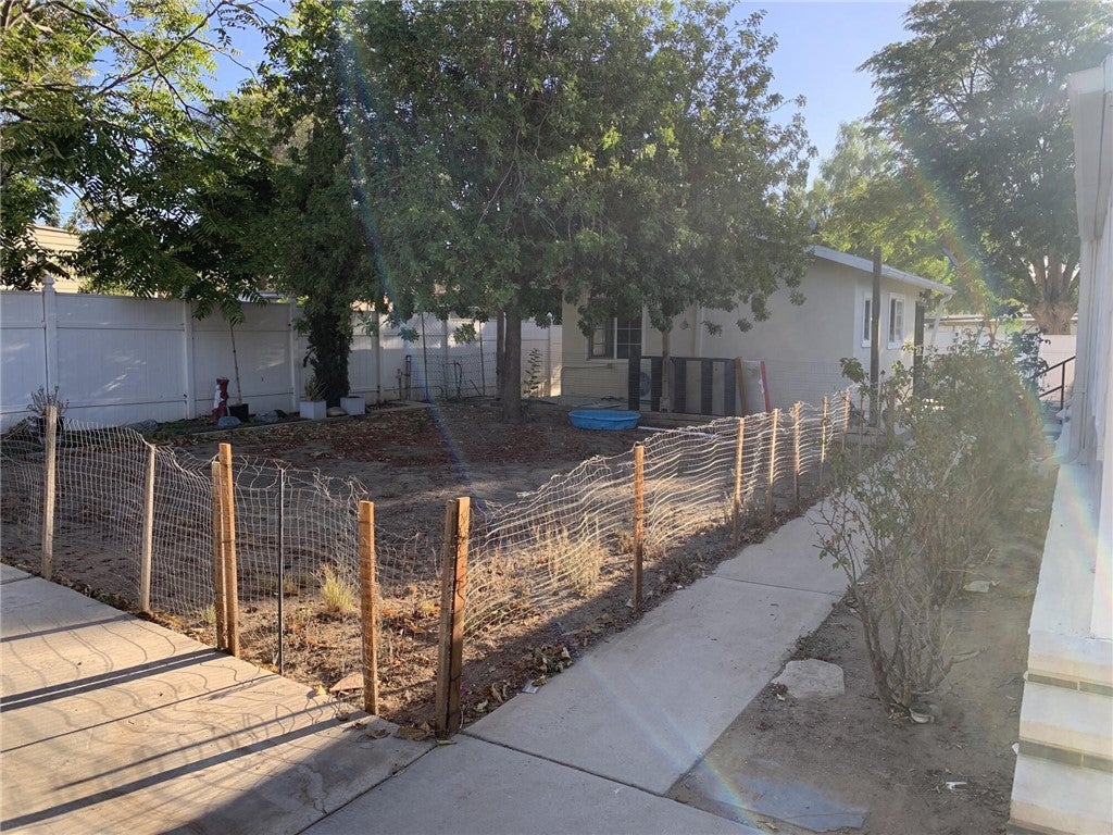 25814 Homeland Avenue