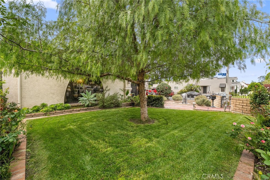 11502 Hadley