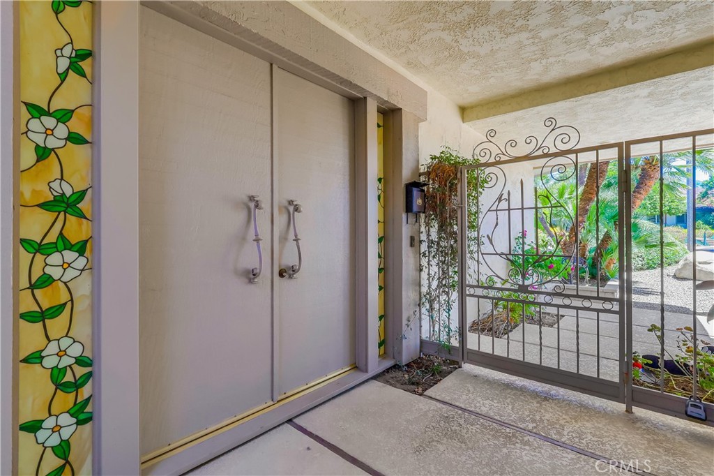 264 W Sonora
